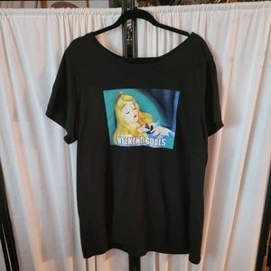 Torrid Disney size 3 sleeping beauty "weekend goals" shirt. Great condition.